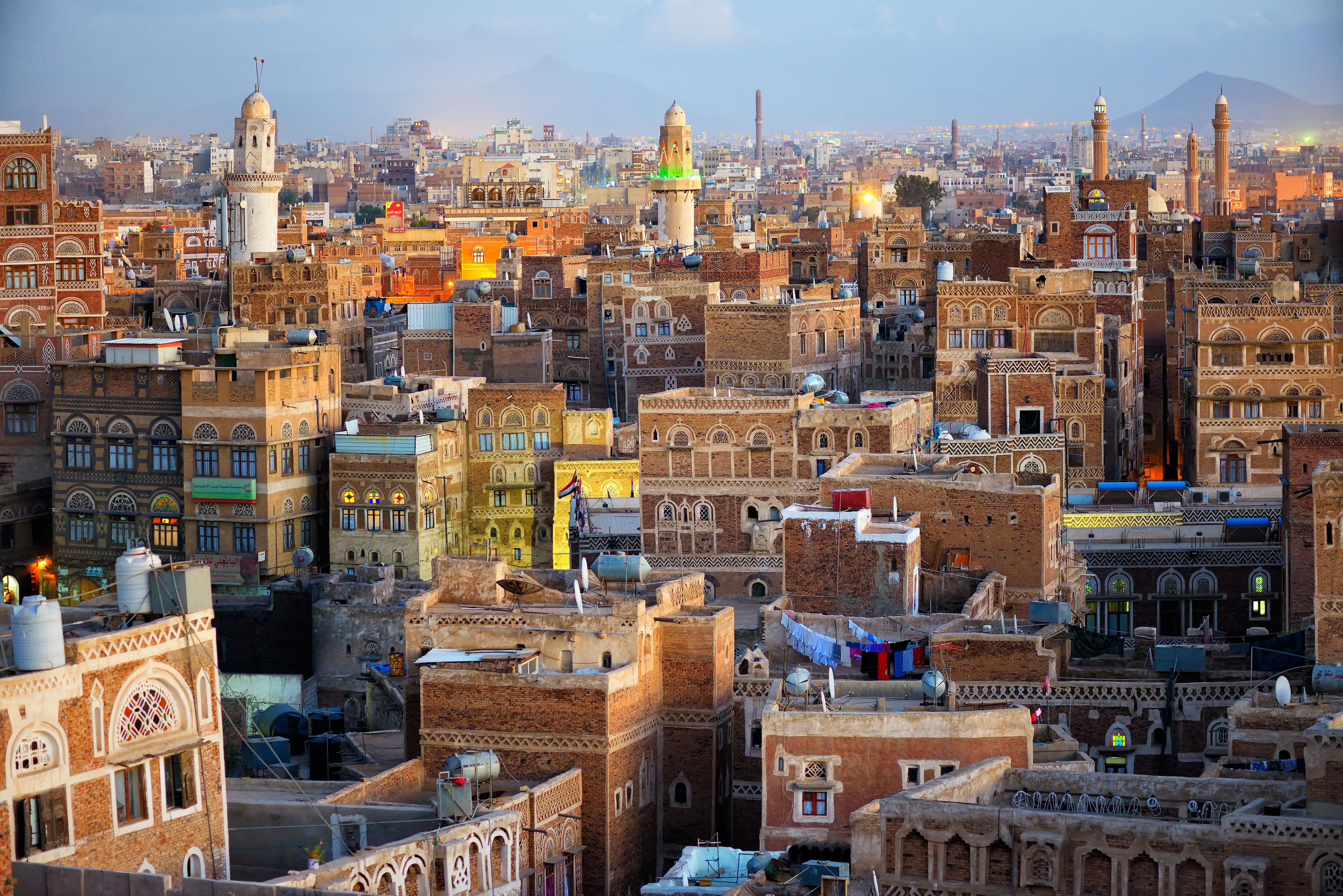 Город сана страна. Сана Йемен старый город. Столица Йемена, город Сана,. Мечеть Сана Йемен. Сана Йемен фото города.
